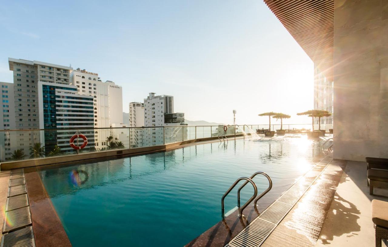 เมืองทั่ญ ลักชัวรี เวียนเจียว ญาจาง โฮเทล Hotel ภายนอก รูปภาพ