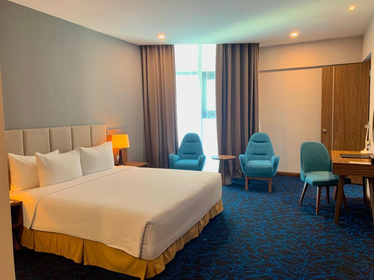 เมืองทั่ญ ลักชัวรี เวียนเจียว ญาจาง โฮเทล Hotel ภายนอก รูปภาพ